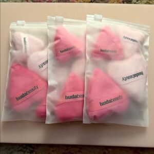 HUDA BEAUTY Powder Puff Set (1 4pc Set)